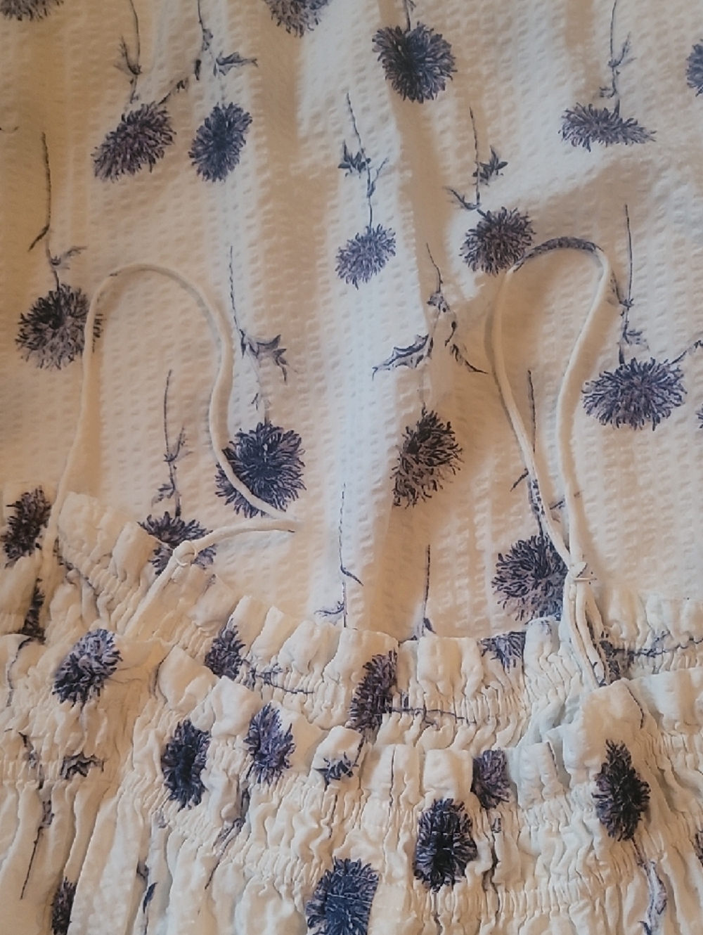 H&M White Maxi Dress with Blue Floral Pattern and Spaghetti Straps - Picture 5 of 6